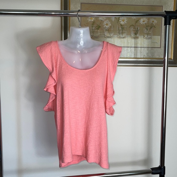 Madewell Tops - Texture & Thread Madewell ruffle cap sleeve tank melon color size large